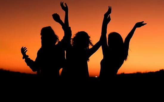 أبراج تستمتع بإجازة العيد أبراج تستمتع بإجازة العيد