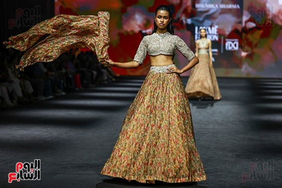 أحدث الأزياء الفاخرة