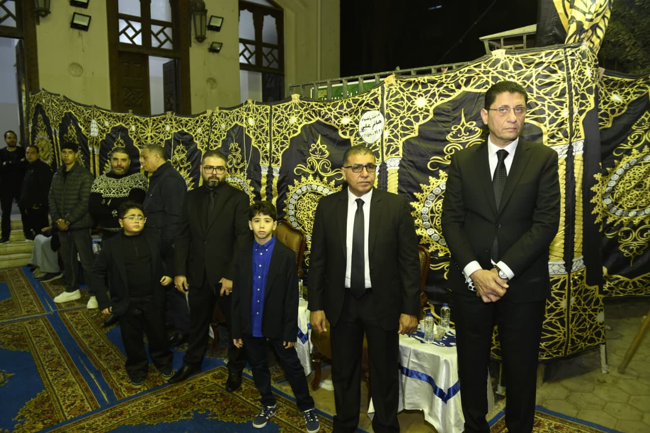 عزاء والدة زوجة محمد سري