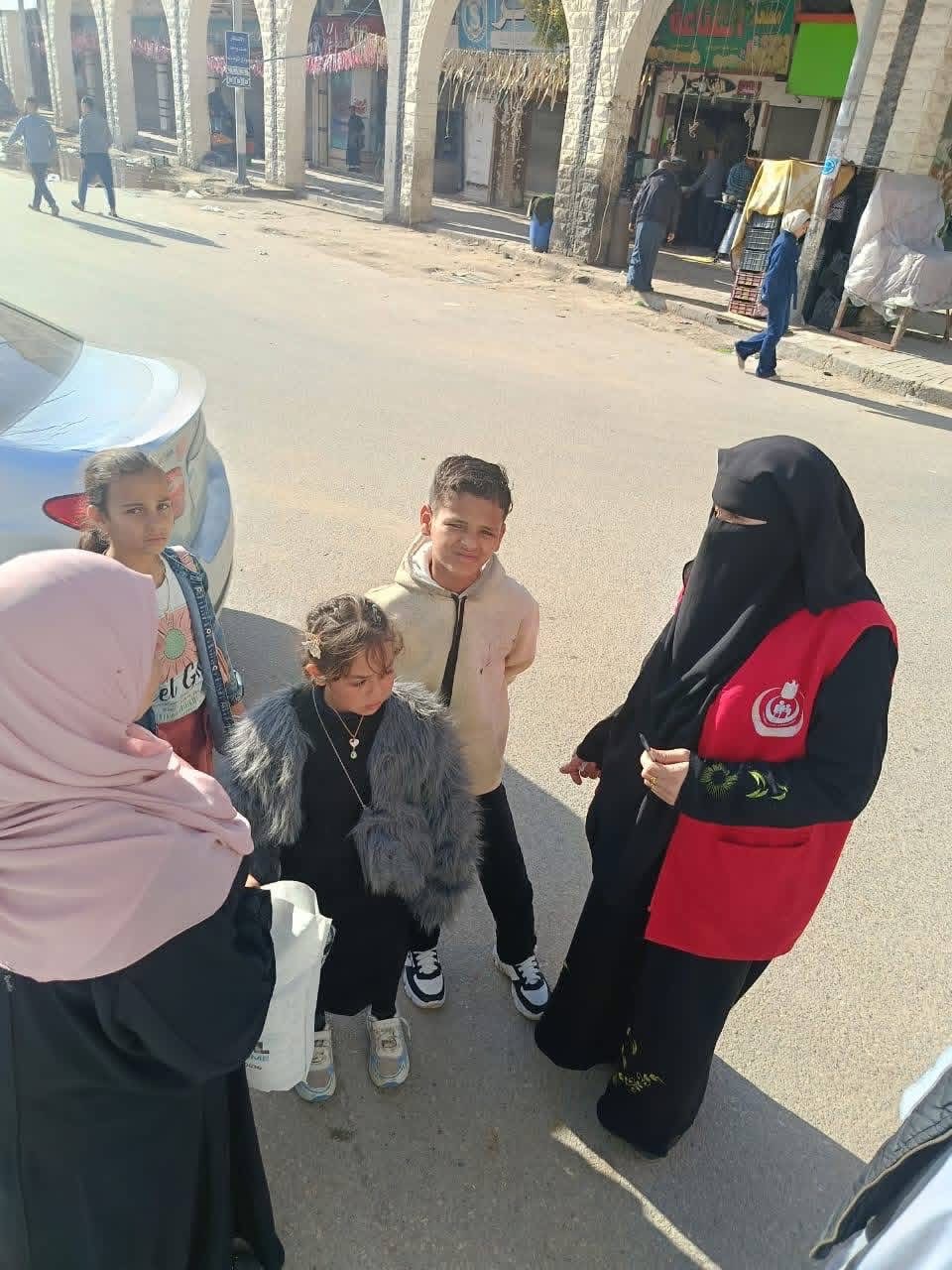 في الشوارع وفي كل مكان 