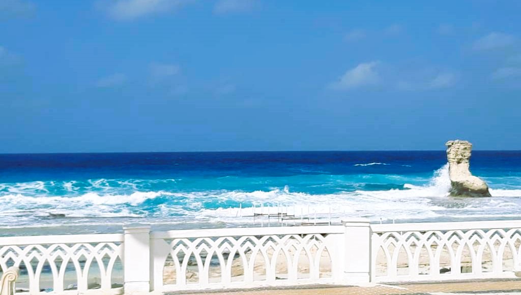 خطلط تطوير شواطئ مطروح والخدمات استعدادا للمصيف