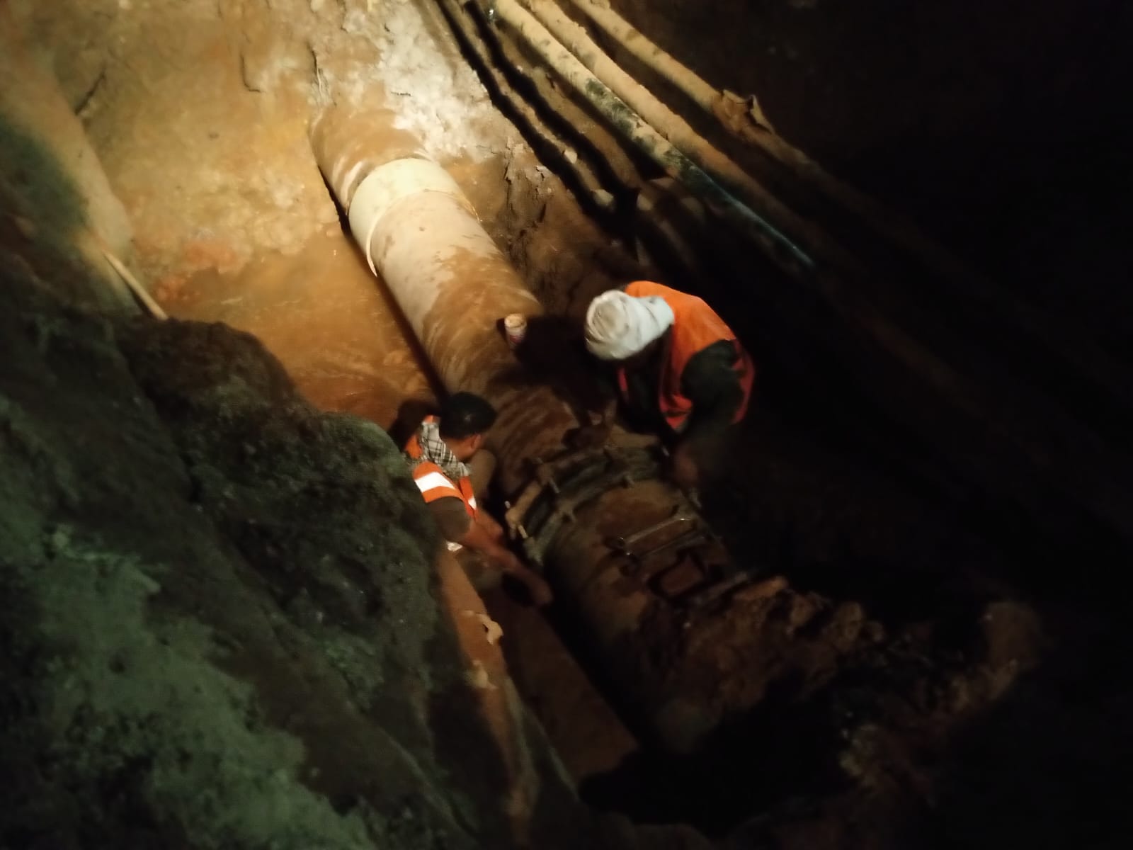 أعمال الصيانة ليلا أعمال الصيانة ليلا