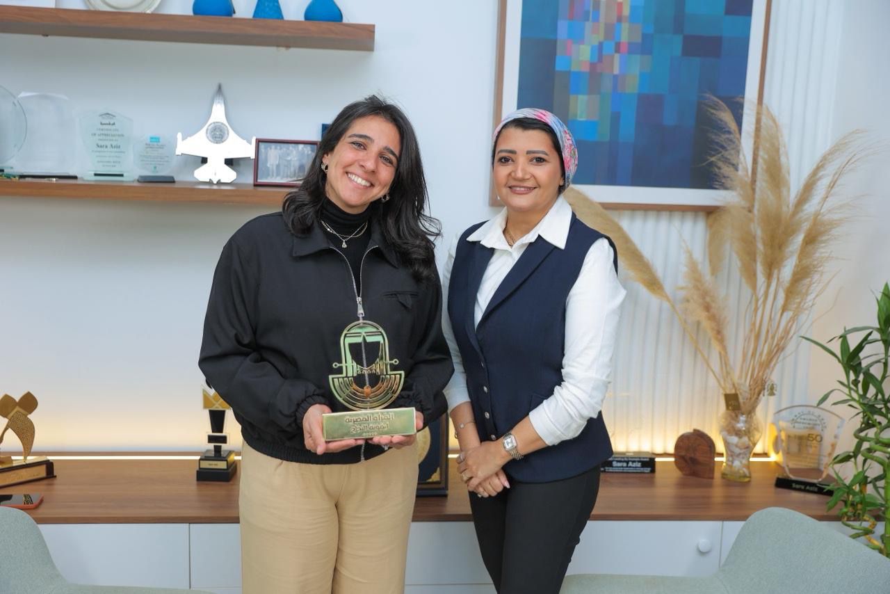 همت سلامة وسارة عزيز