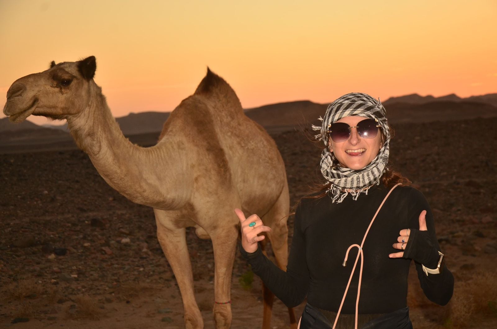 احد السياح خلال رحلات السفارى