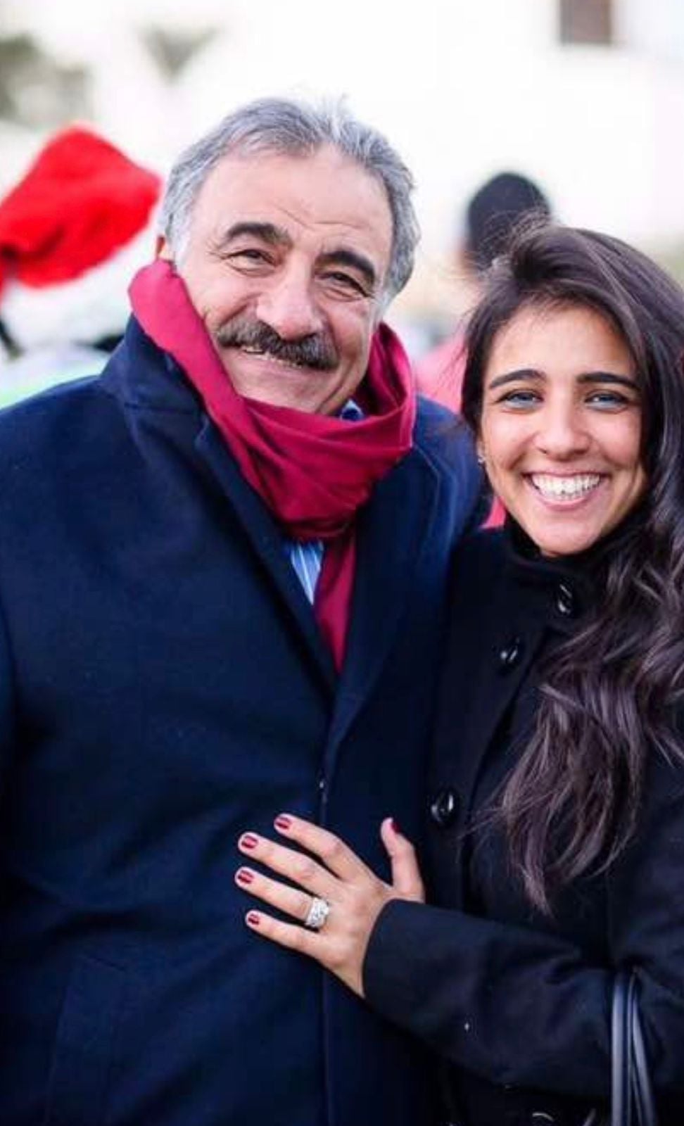 سارة عزيز ووالدها سارة عزيز ووالدها