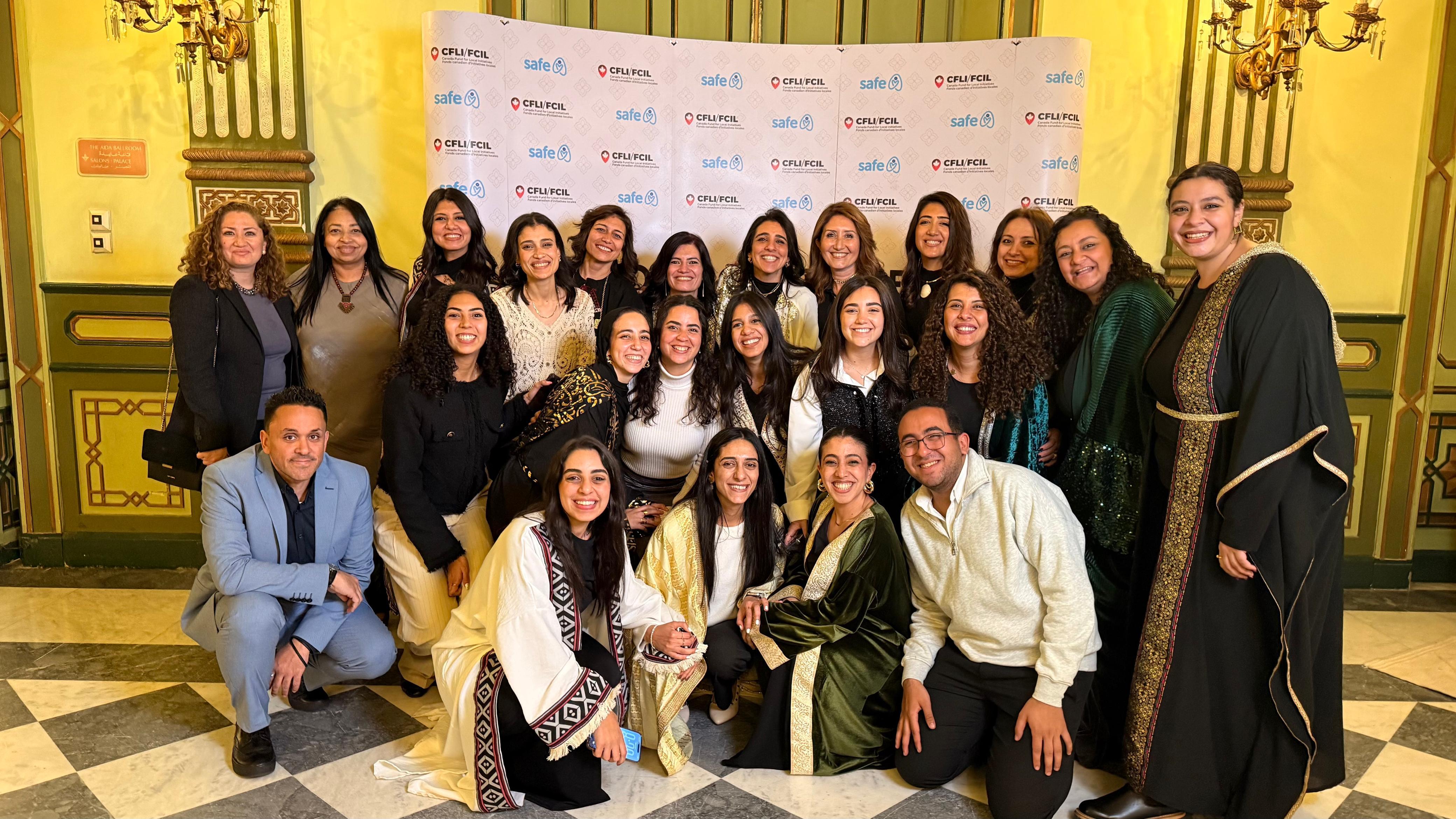 فريق عمل سارة عزيز فريق عمل سارة عزيز