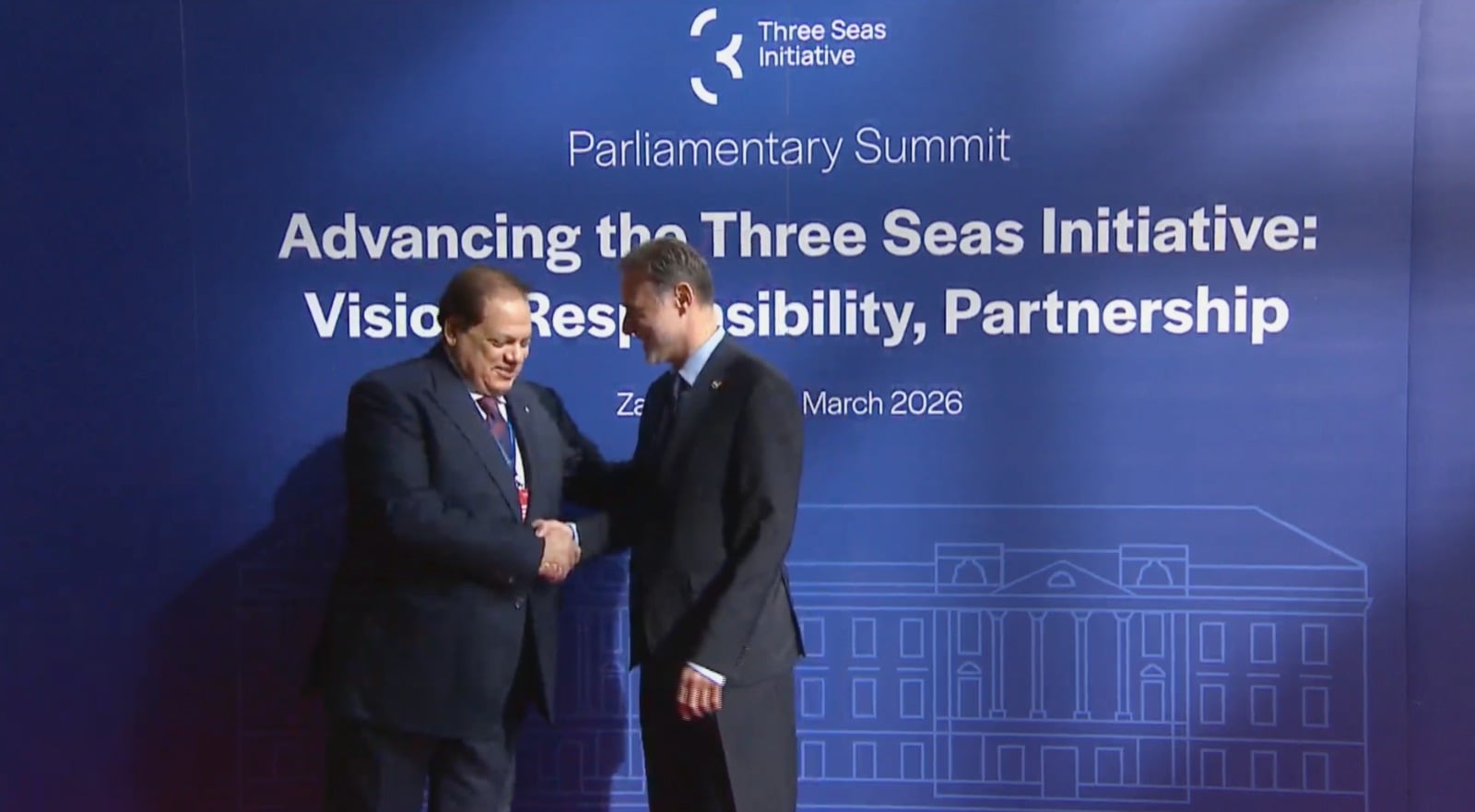 f1bdc35a-9766-4156-8a91-17d8a5280751