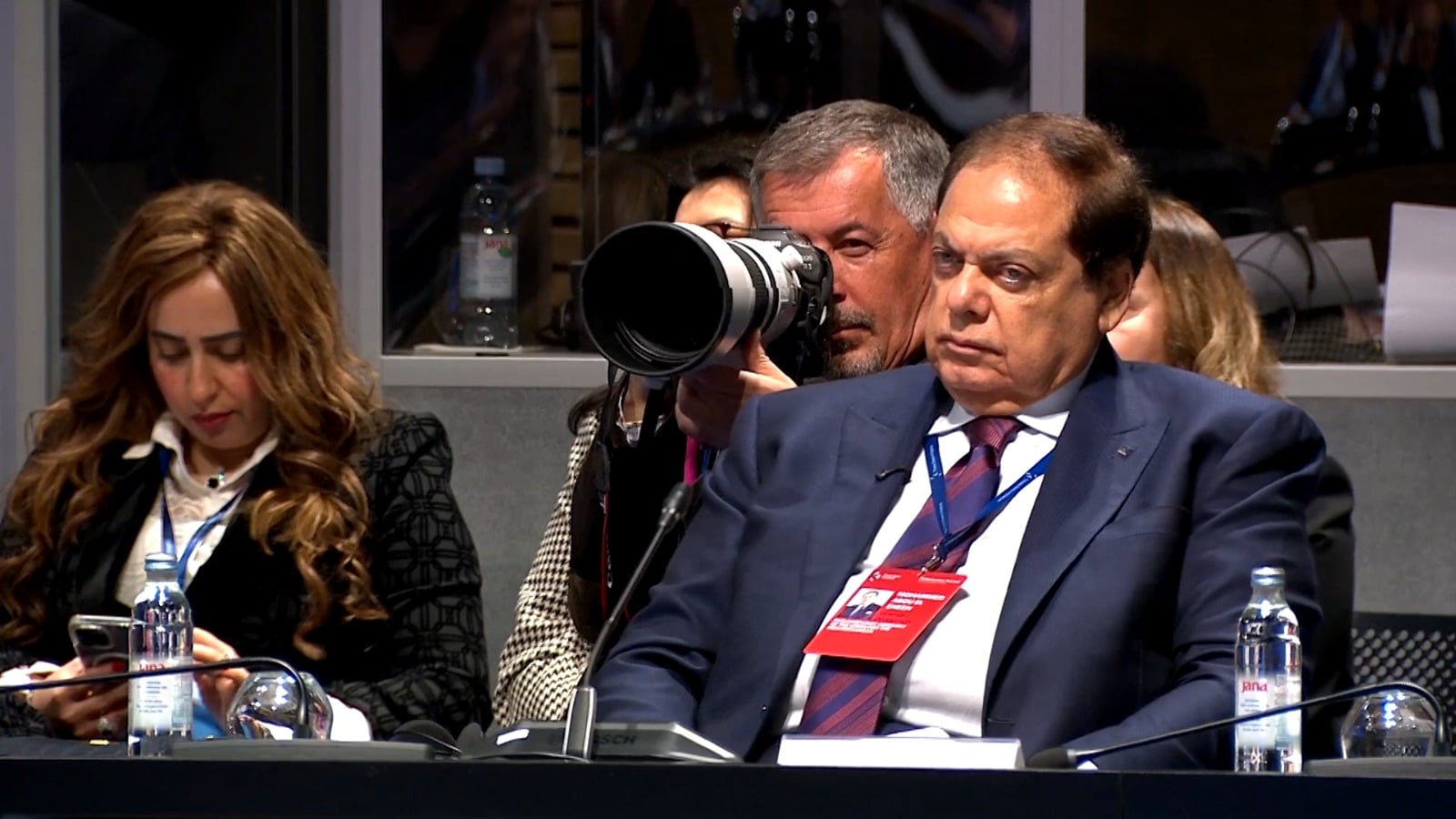 fb599f3f-991d-455d-9696-8ea870a4ef30