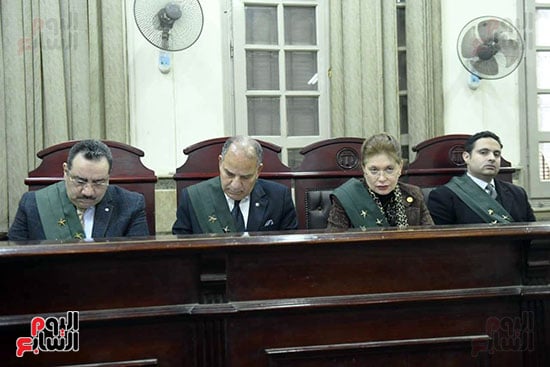 هيئة المحكمة تنظر القضية