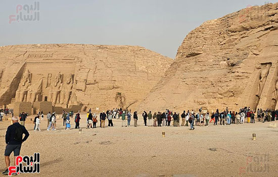 سياح-بمعابد-أبوسمبل- سياح-بمعابد-أبوسمبل-