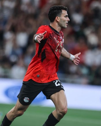 احتفال زيزو بالهدف الثالث احتفال زيزو بالهدف الثالث