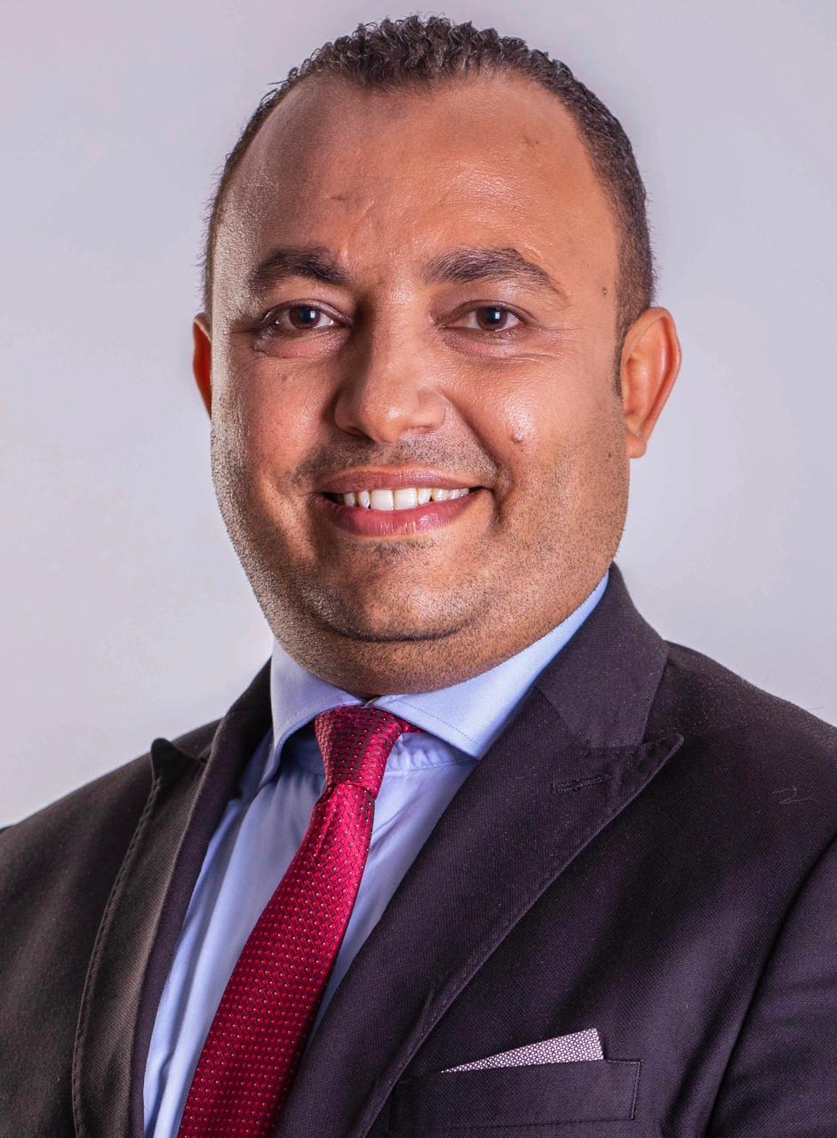 الدكتور طارق العوضي أستاذ الإعلام الرقمي