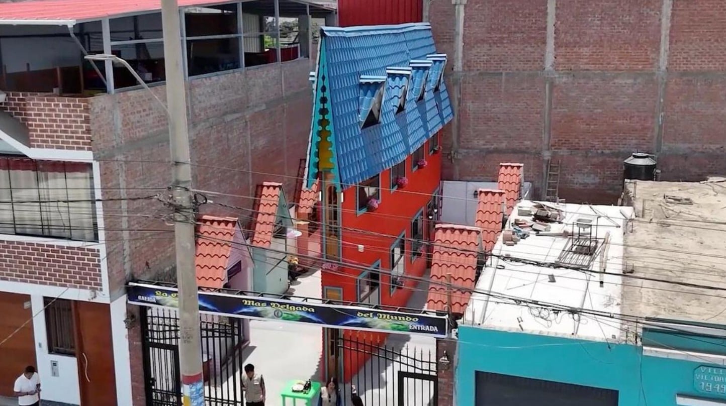 أضيق منزل وسط البيوت أضيق منزل وسط البيوت