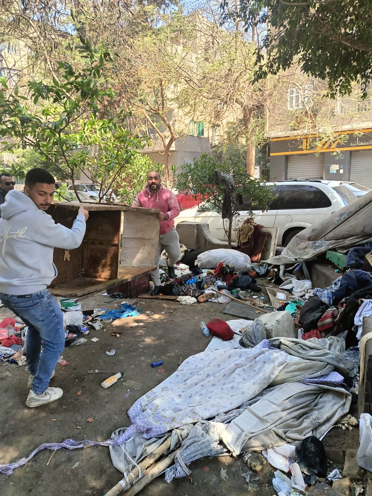 حى العجوزة يشن حملة مكبرة لرفع الإشغالا