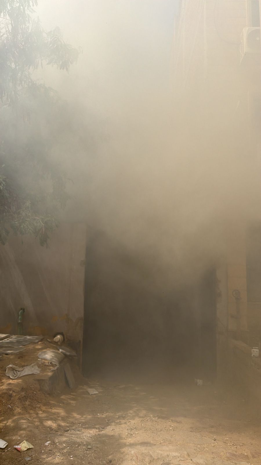  حريق مصنع بالقطامية (1)