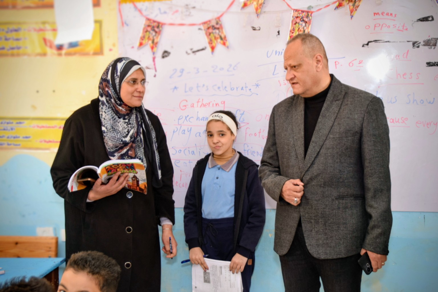 خلال امتحانات الشهر خلال امتحانات الشهر