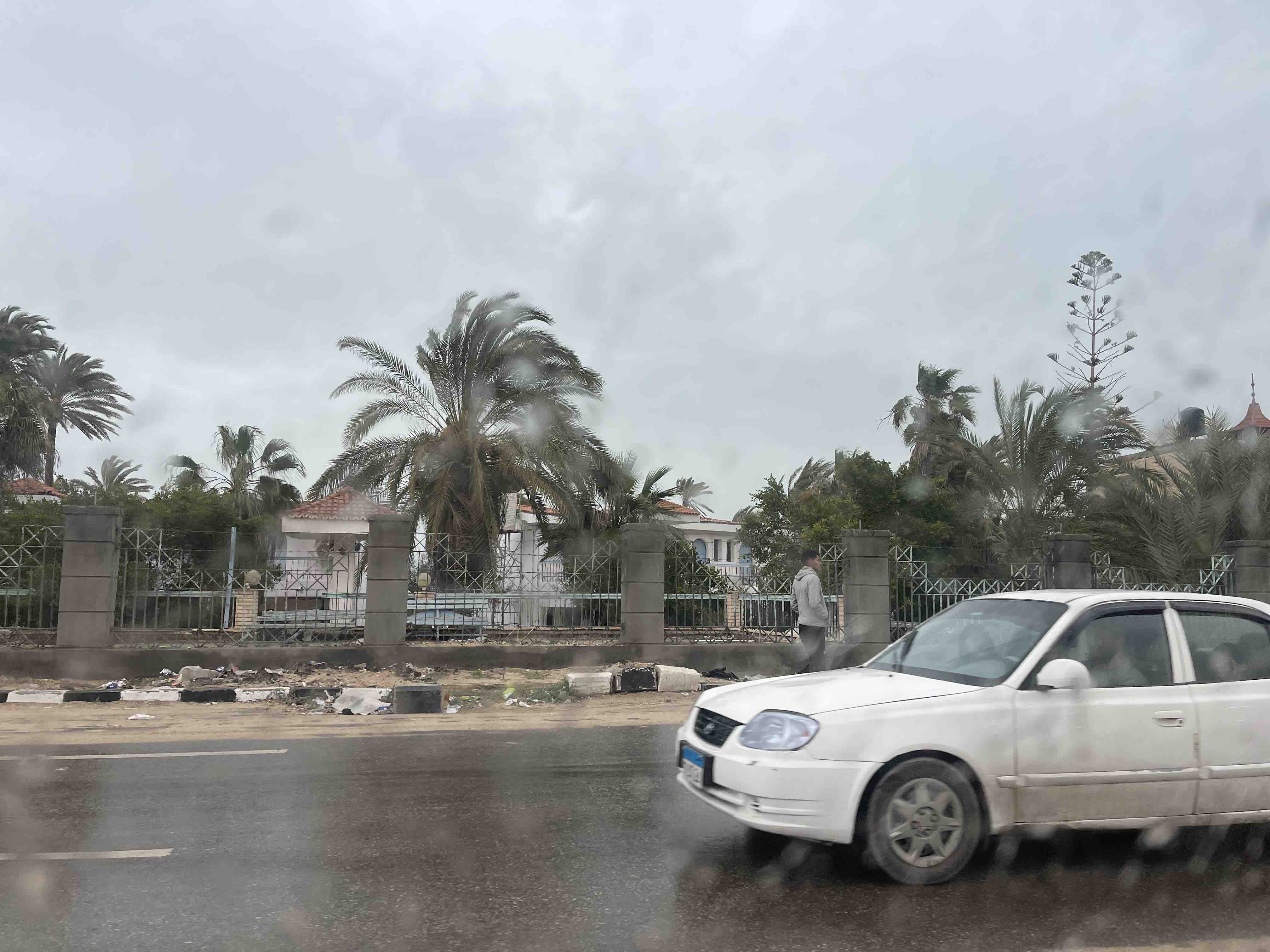 تساقط الامطار علي سيناء 