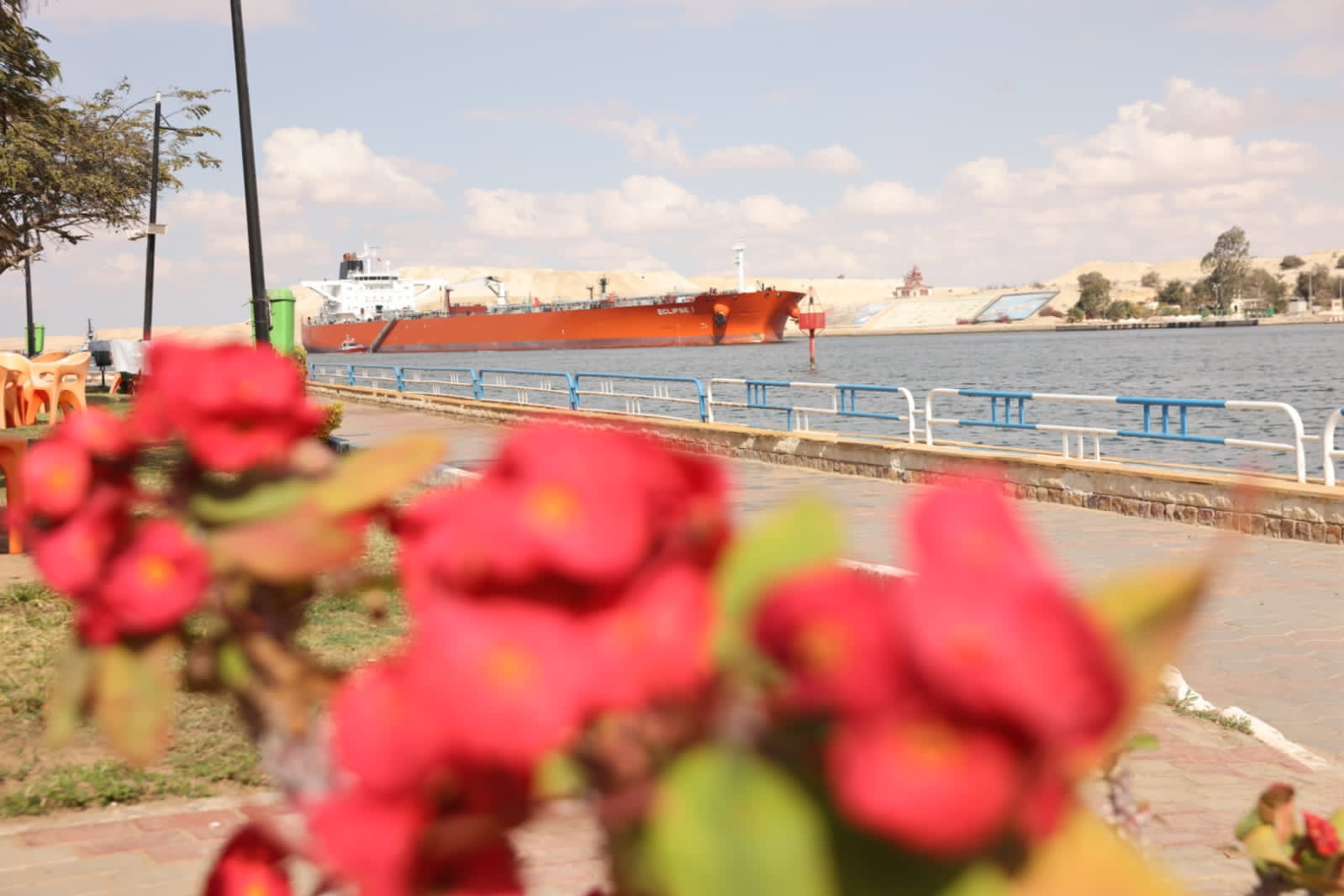 انتظام حركة الملاحة في قناة السويس اليوم الثلاثاء  (3)