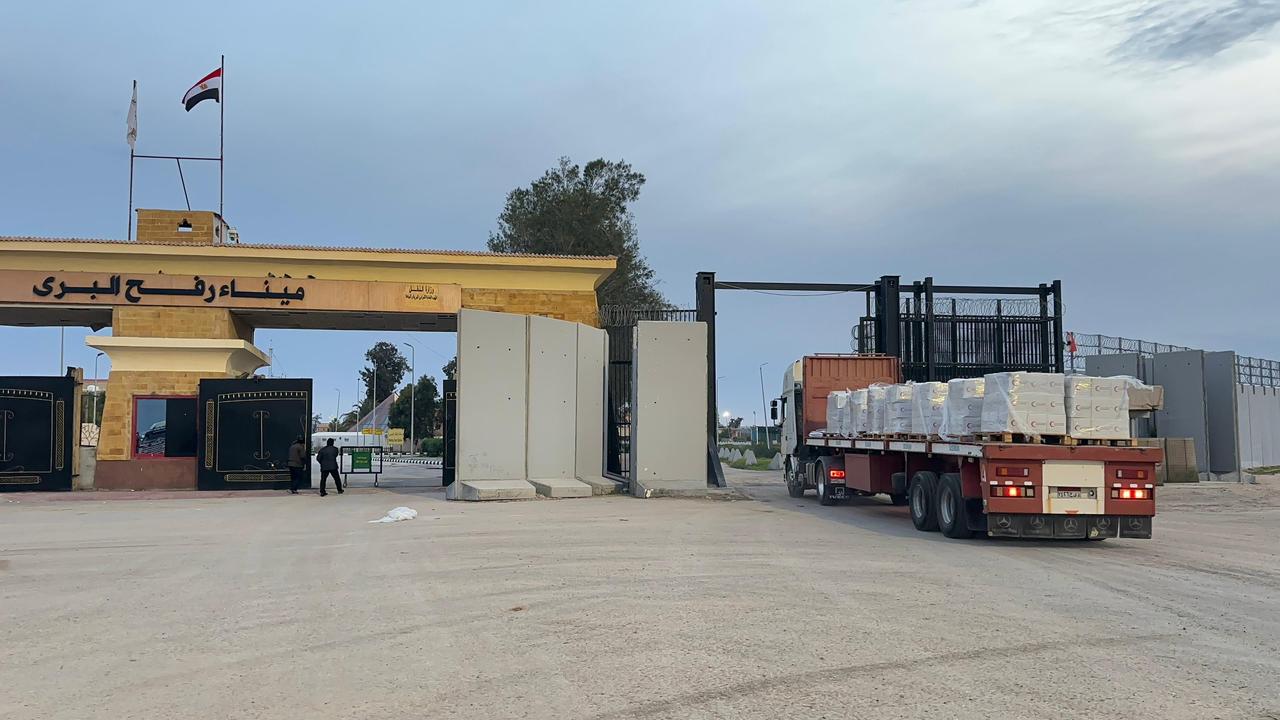 مستلزمات شتوية ضمن قافلة زاد العزة الـ148