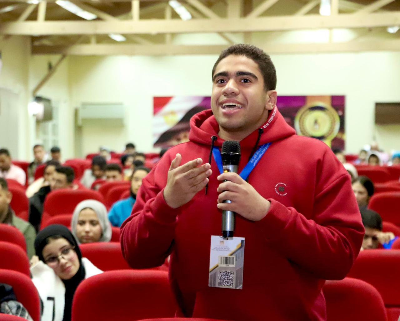 جانب من ملتقى  قيم  لمعهد إعداد القادة