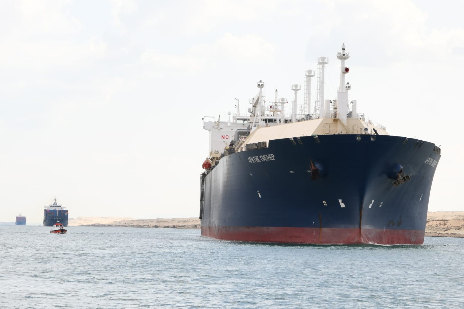 انتظام حركة الملاحة في قناة السويس اليوم الثلاثاء  (6)