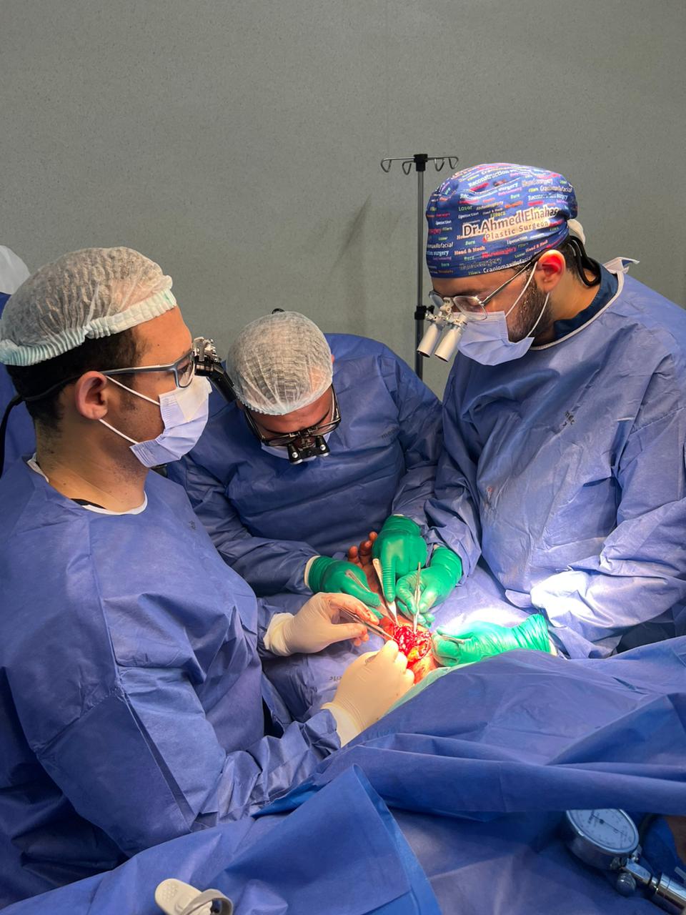 جانب من العملية الجراحية