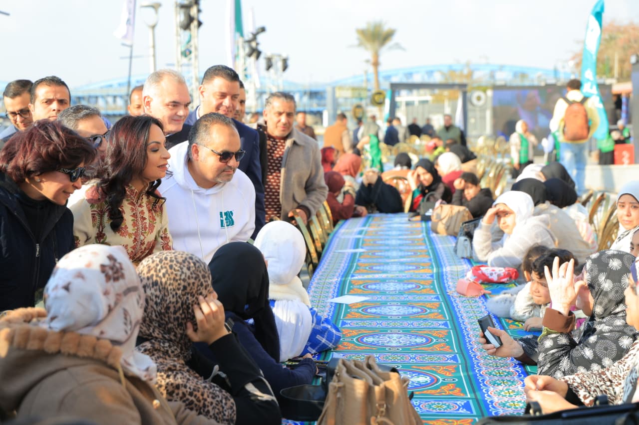 فطار مصر الخير بحضور وزيرة التضامن فطار مصر الخير بحضور وزيرة التضامن