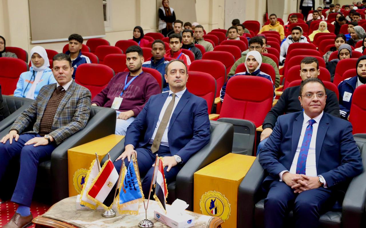 مدير صندوق مكافحة الإدمان الإدمان يشارك في ملتقى  قيم  لمعهد إعداد القادة