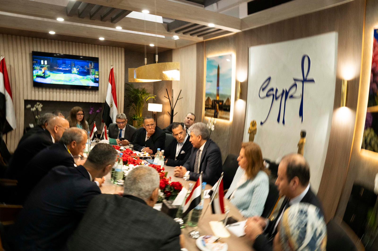 6effc696-f124-4973-96ee-f208a7734d4a