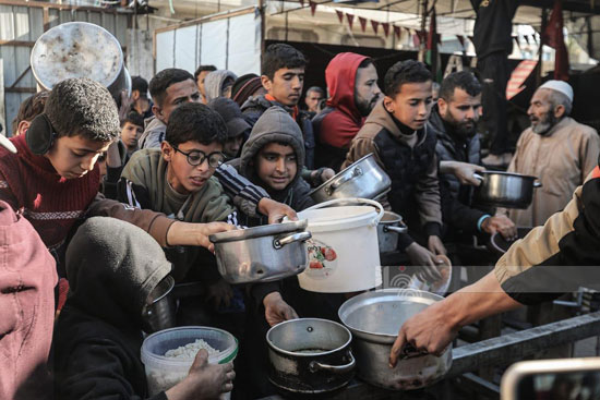 توزيع الطعام فى غزة