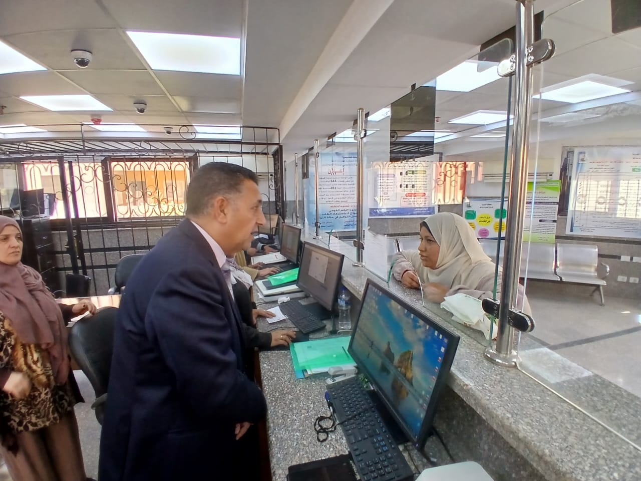 تفقد العمل بالمركز التكنولوجي