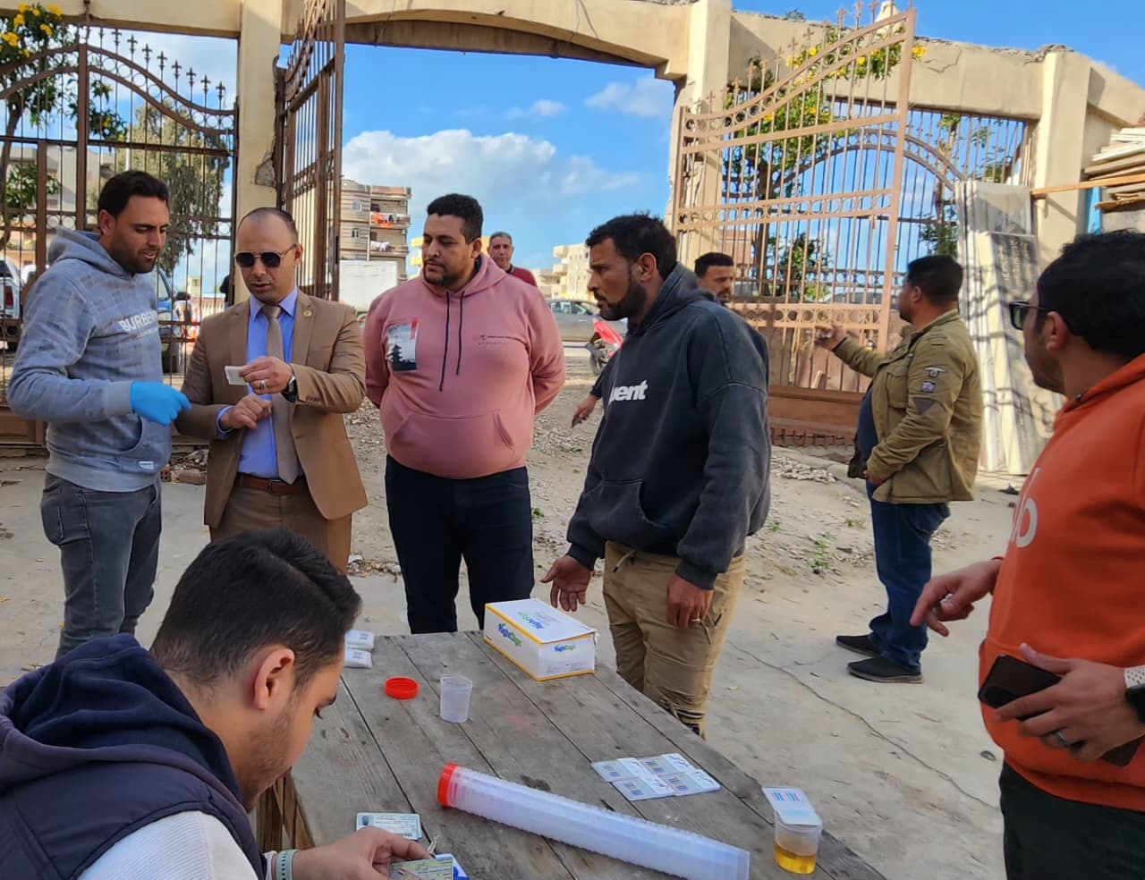 جانب من حملة التحاليل