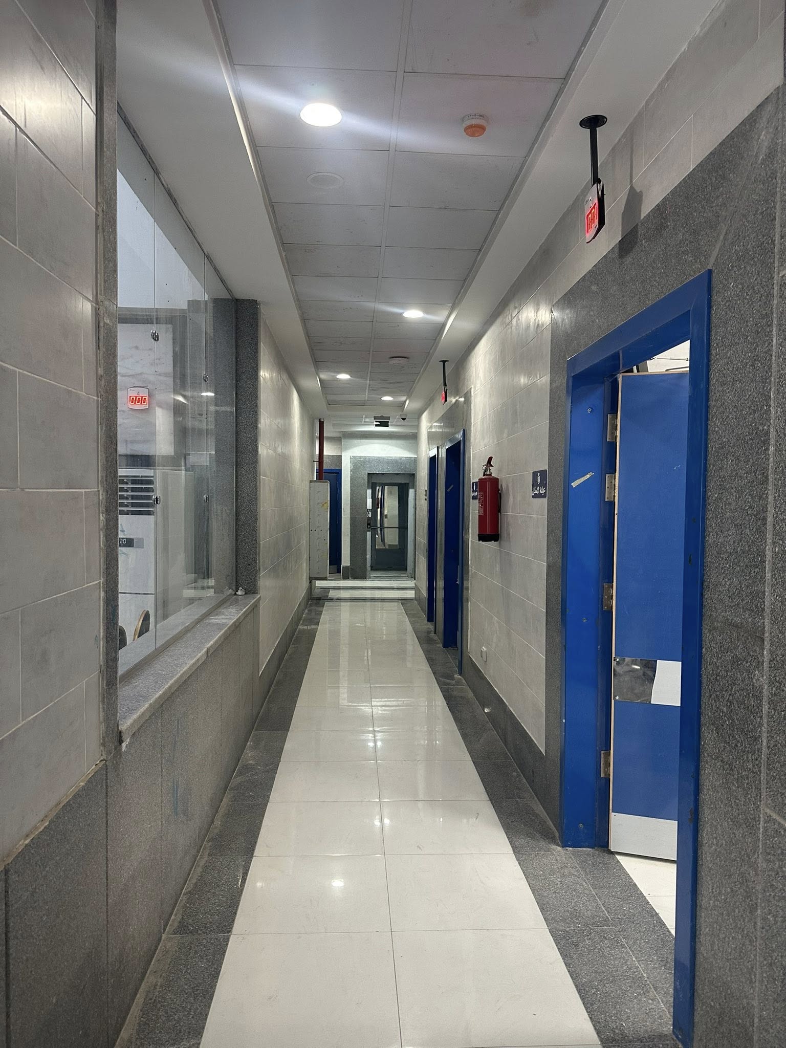 اللمسات النهائية بالمشروعات اللمسات النهائية بالمشروعات