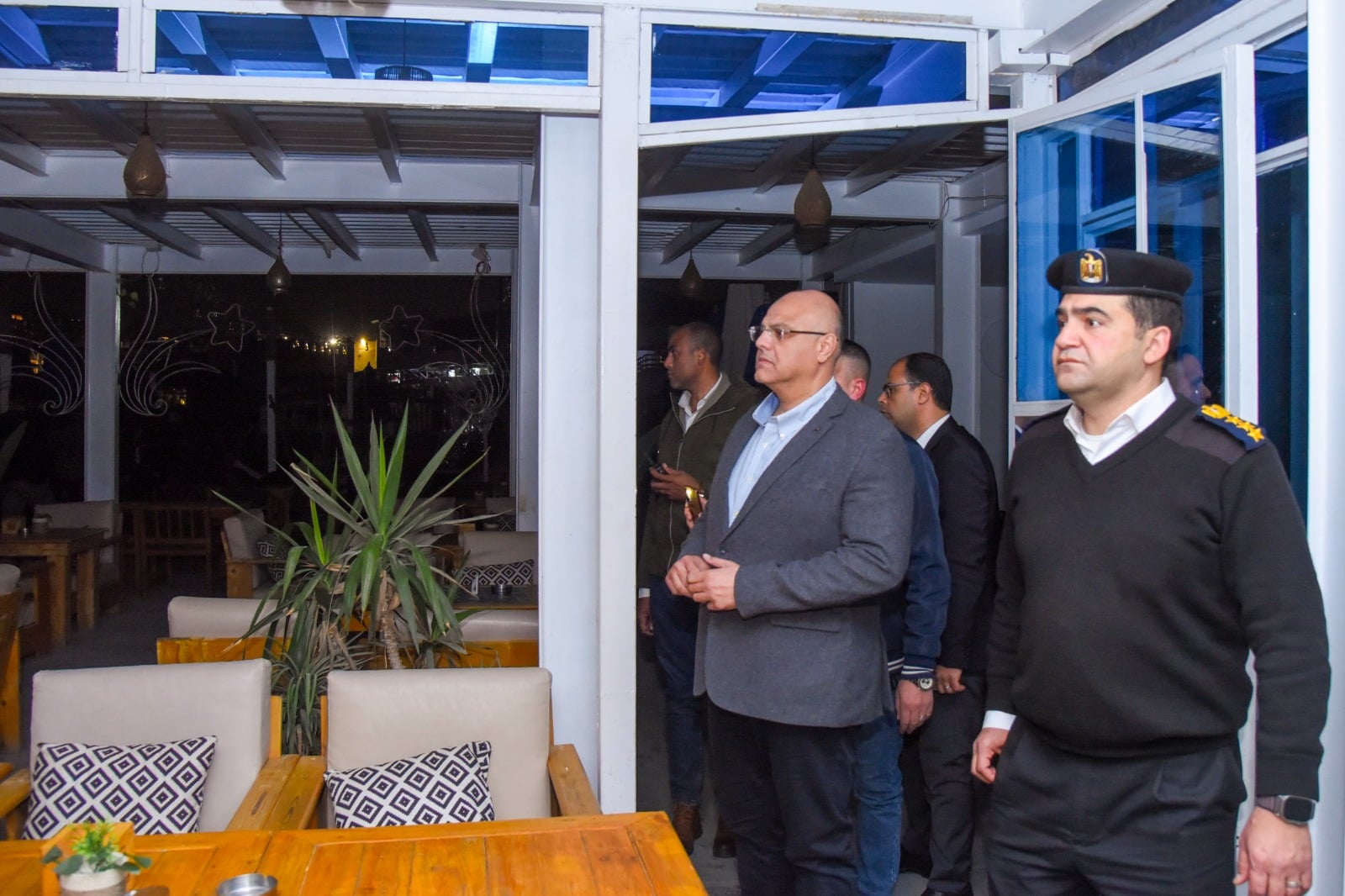 جولة المحافظ 8