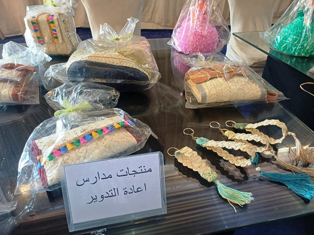 إعادة تدوير المخلفات إعادة تدوير المخلفات