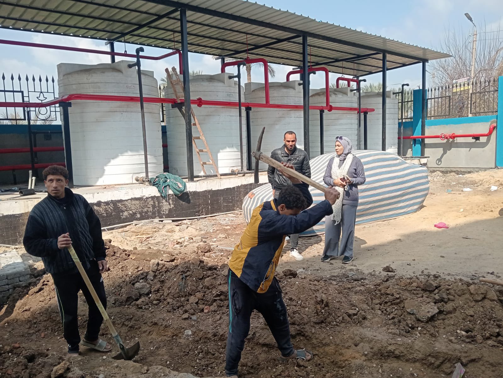 خلال العمل بالمشروعات خلال العمل بالمشروعات