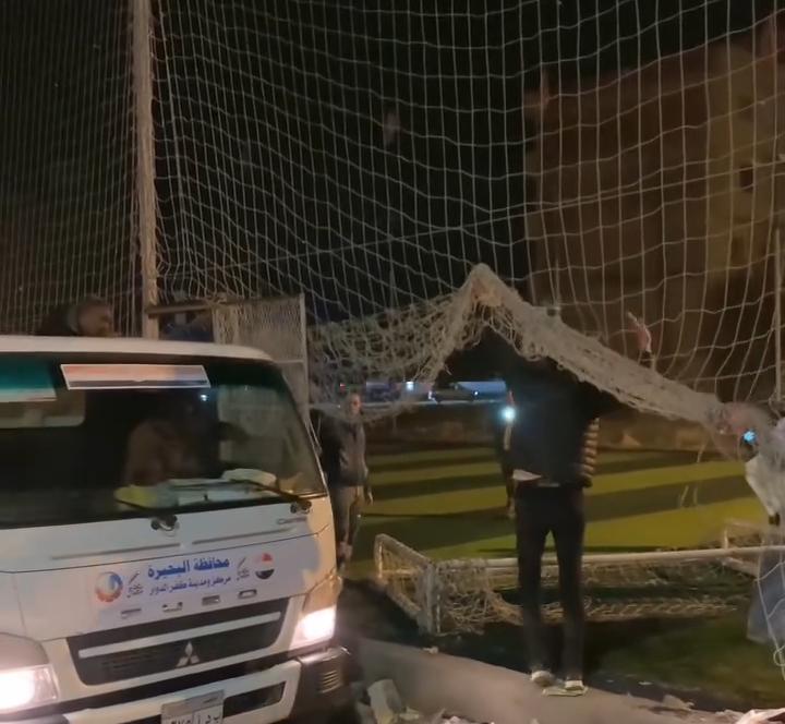 تشميع ملعب كرة قدم بكفر الدوار  (3)