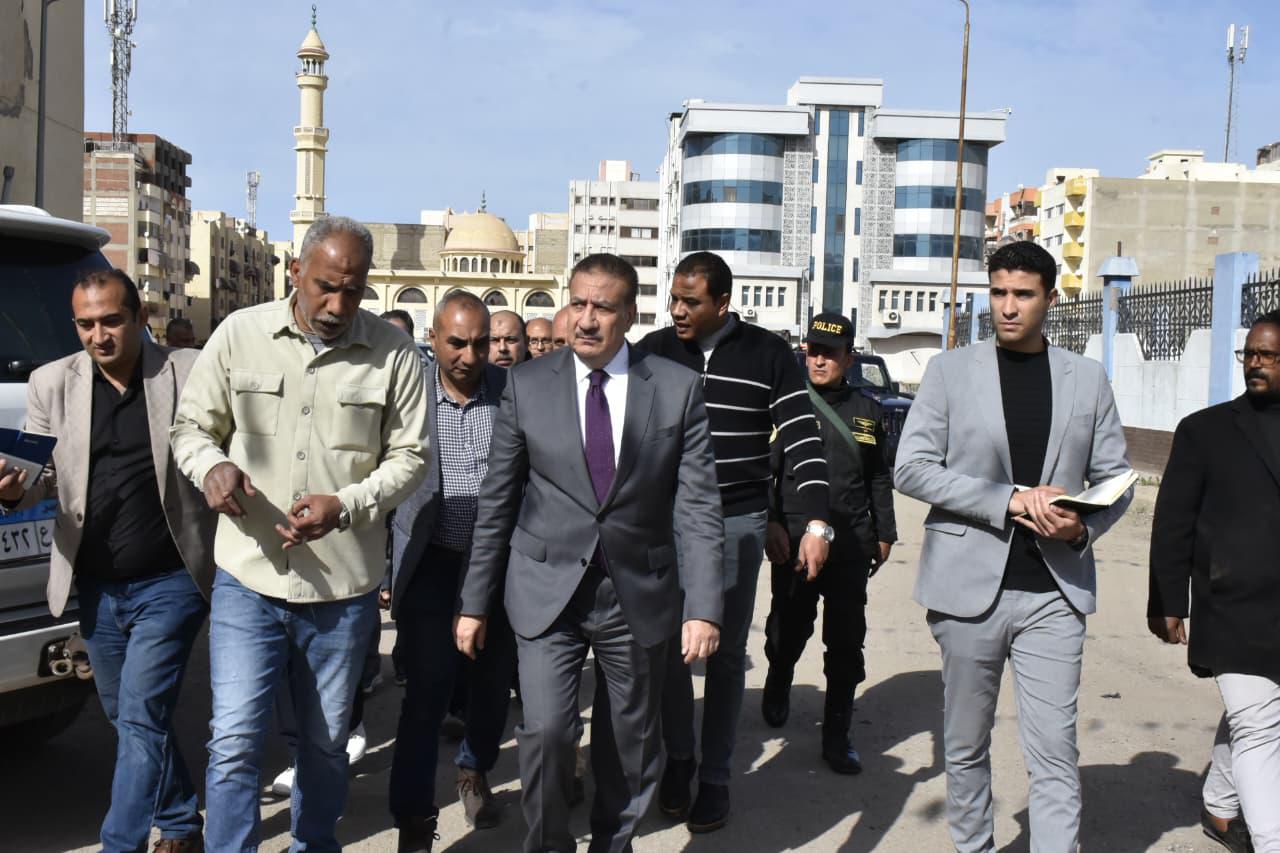 جولة المخافظ بالضواحي