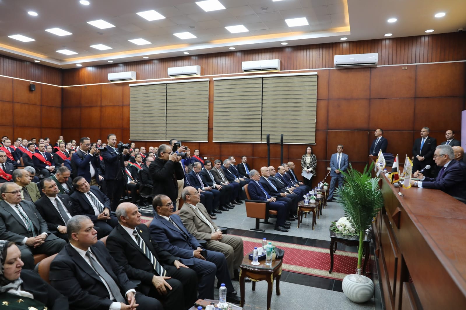 وزير العدل يلتقي قضاة الاستئناف والمحاكم الابتدائية (3)