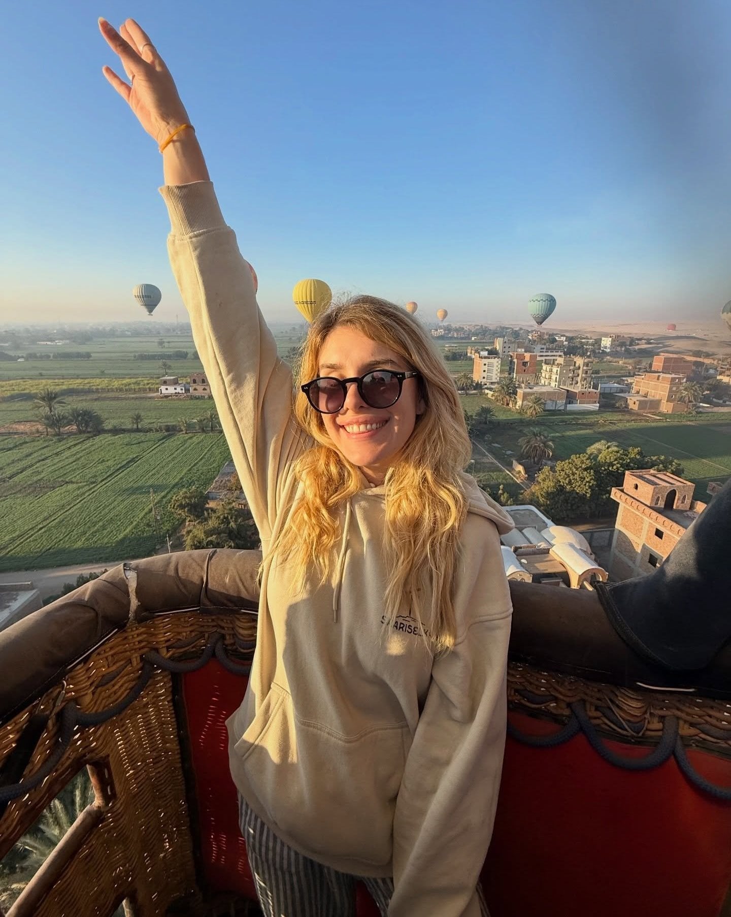 متعة أجنبية في باسكت البالون الطائر