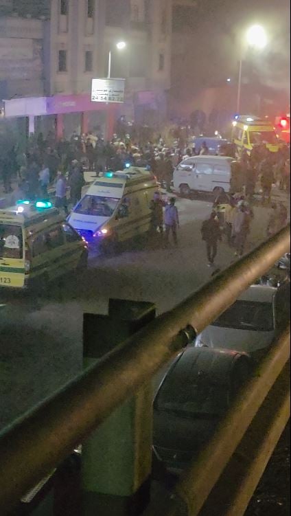 حريق هائل داخل مصنع ملابس