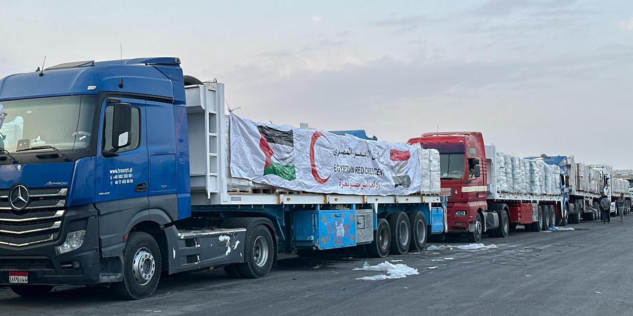 مد غزة 1850 طن من المساعدات الإنسانية ضمن قافلة زاد العزة الـ 149 (3)