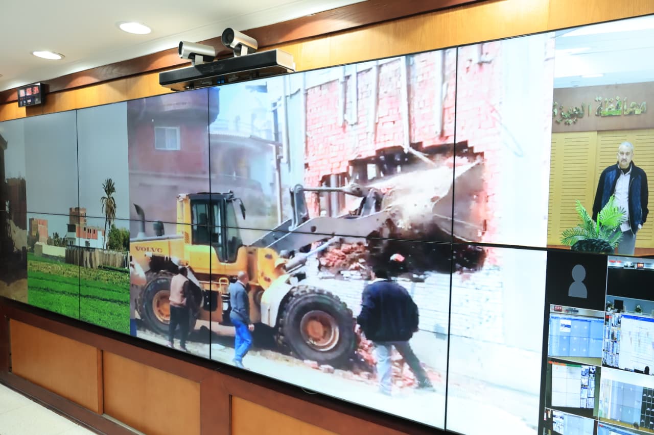 محافظ الجيزة يرصد 4 حالات بناء مخالف ويوجه بإزالتها الفورية