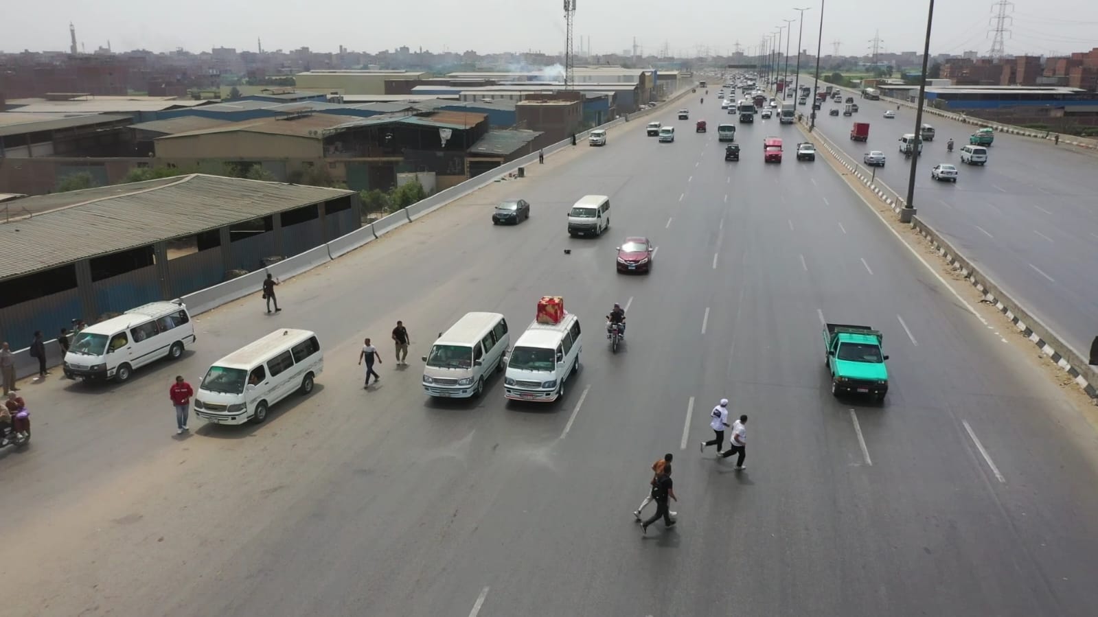 السلوكيات السلبية فى القطارات (6)