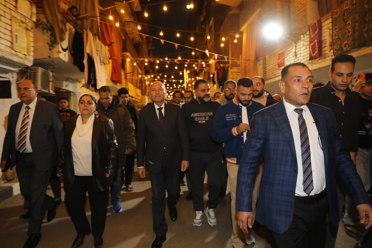 ​محافظ القاهرة يتفقد التجهيزات النهائية لأكبر مائدة إفطار رمضاني بالمطرية