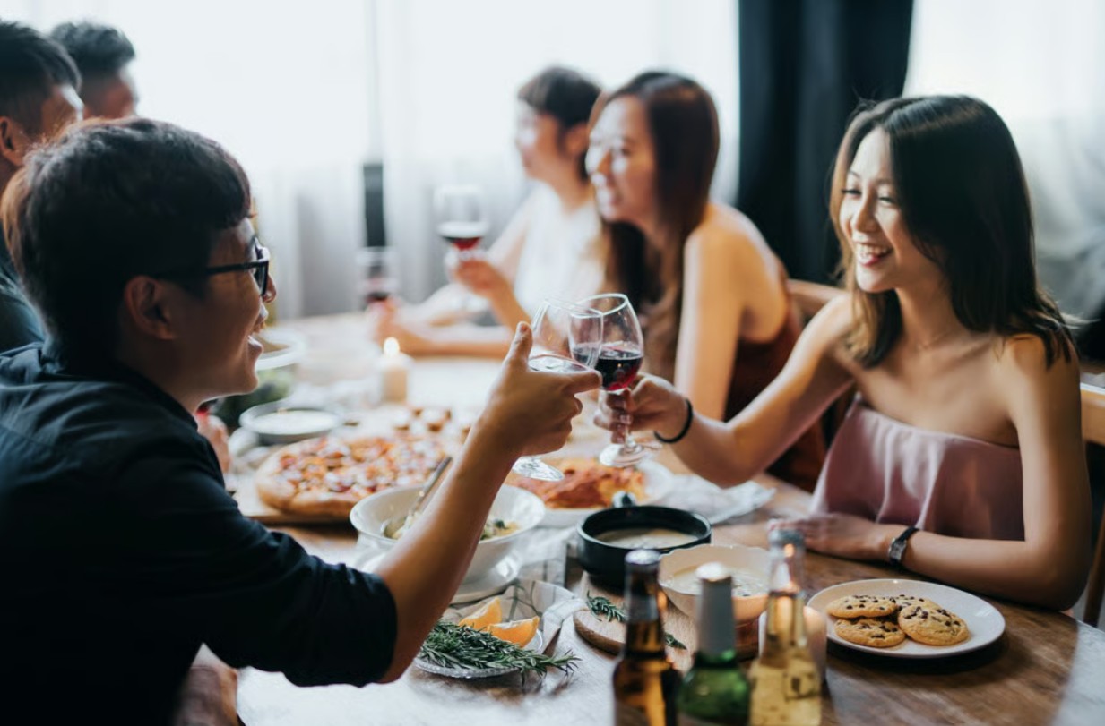 علاقات عاطفية