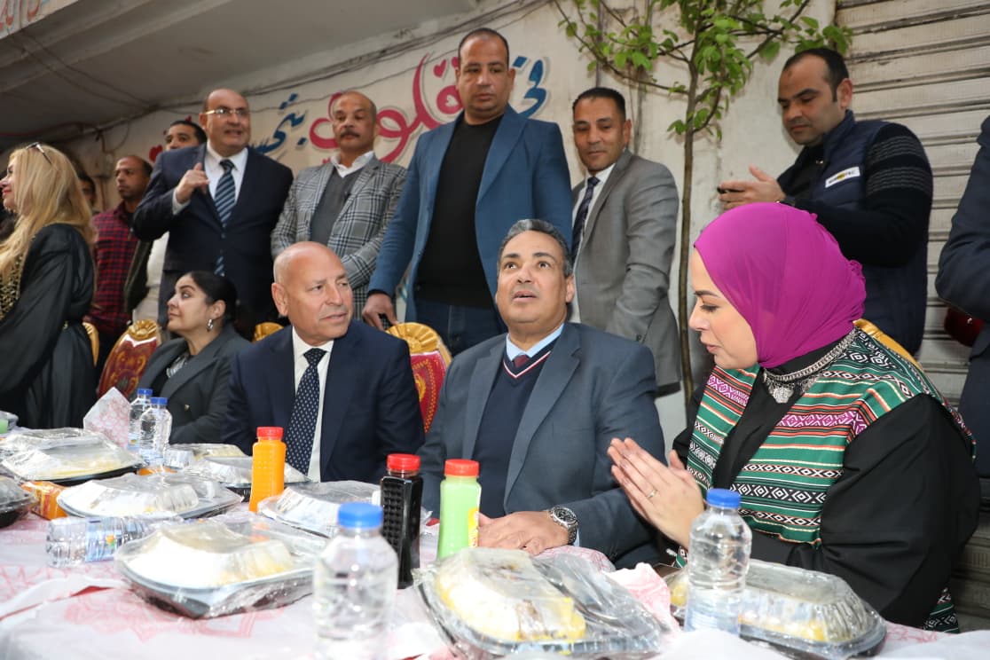 مشاركة محافظ القاهرة فى حفل الإفطار