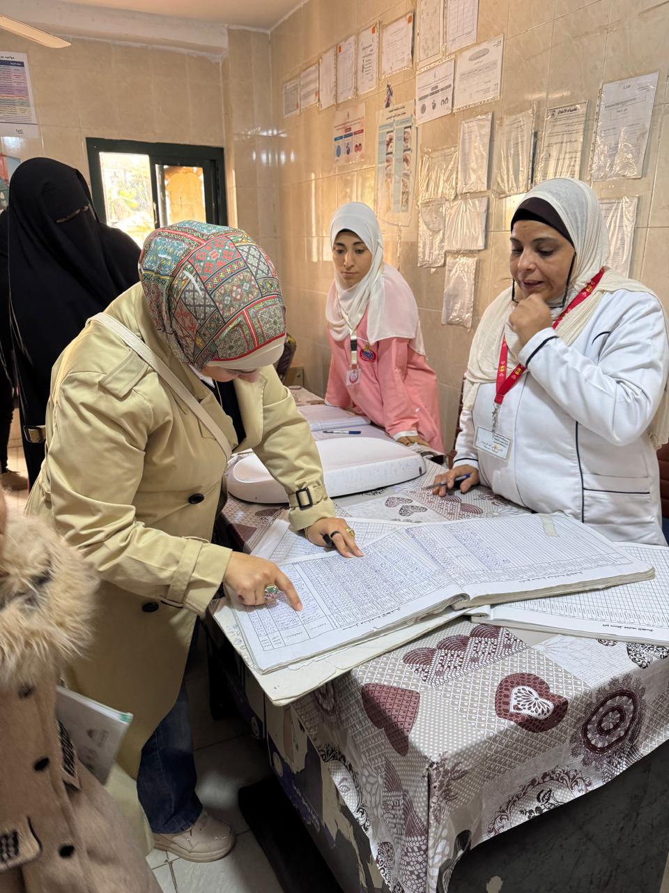 جانب من الخدمات الصحية بالفيوم (2)