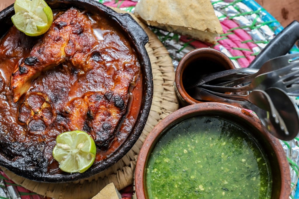 طواجن متنوعة من الأكلات التراثية بإسنا