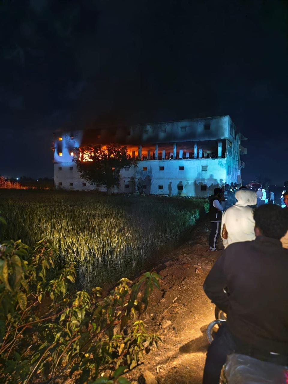 حريق داخل مزرعة دواجن